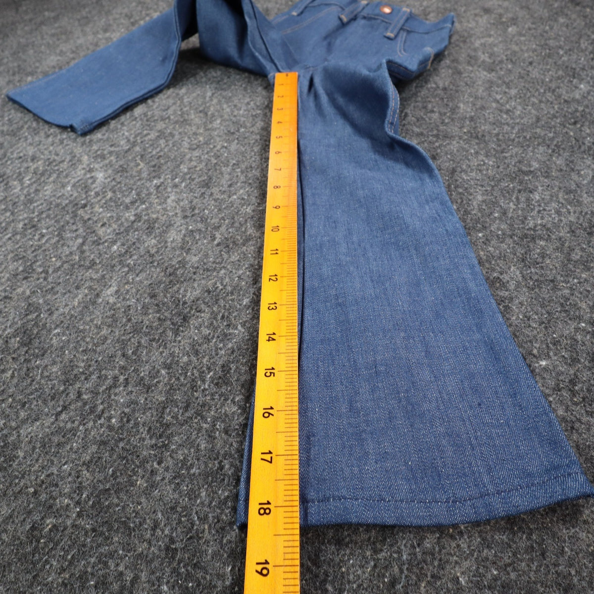 Young Maverick Jeans Size 4 Vintage 70s Blue Denim Bootcut Deadstock USA Made - take2supply