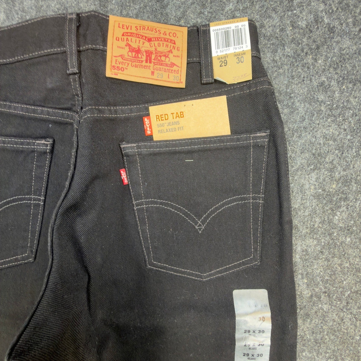 Levi's Vintage 90s 550 Relaxed Fit Jeans Mens 29x30 Black Denim NOS NWT - take2supply