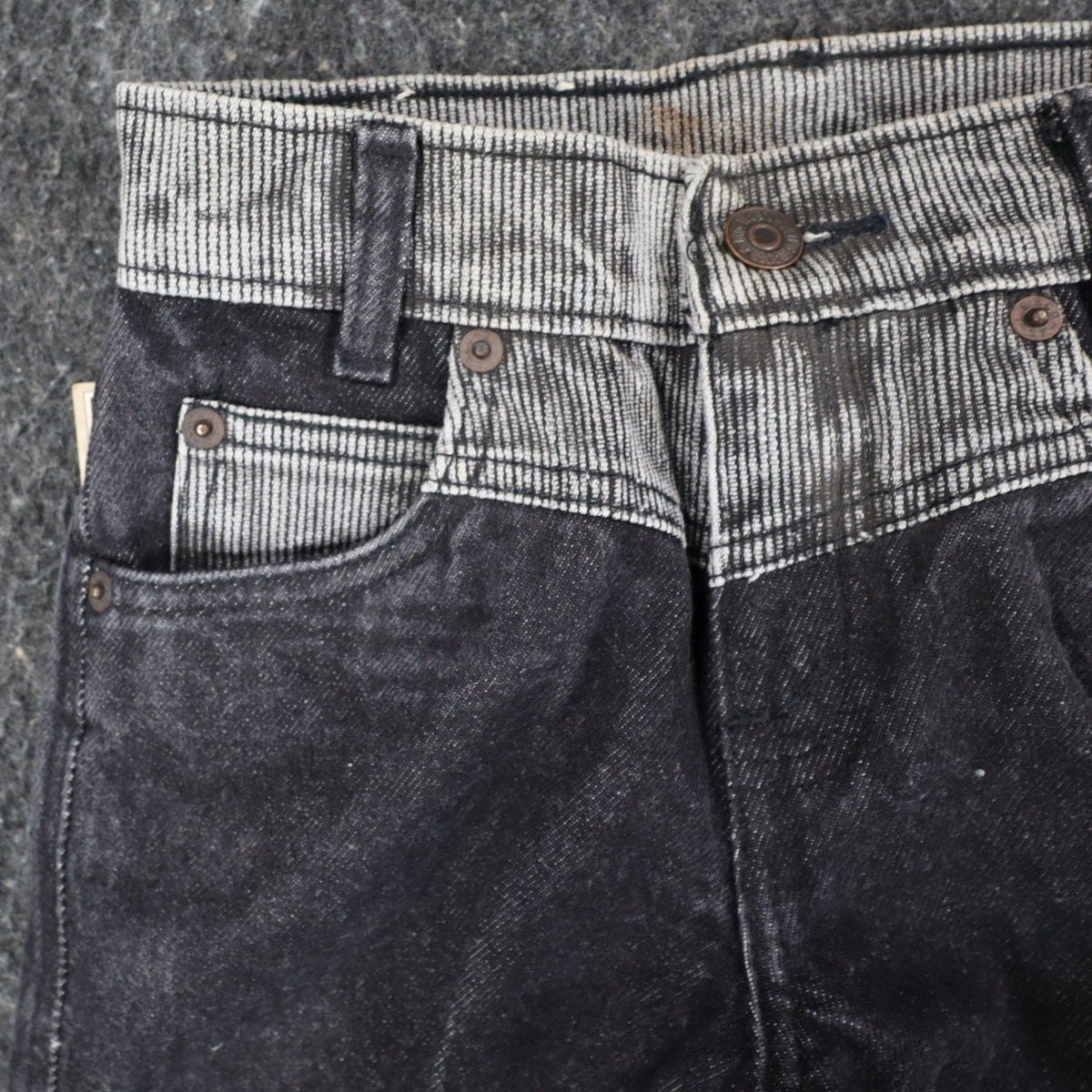 Levis Tapered Leg Jeans Womens 9 VTG 90s Black Reverse Silhouette Striped Denim - take2supply