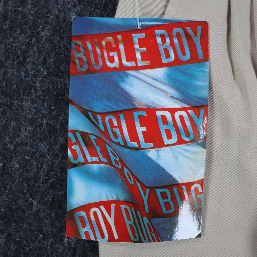 Bugle Boy Pleated Shorts Womens 9 Vintage 90s Beige Cotton Blend NWT Deadstock - take2supply