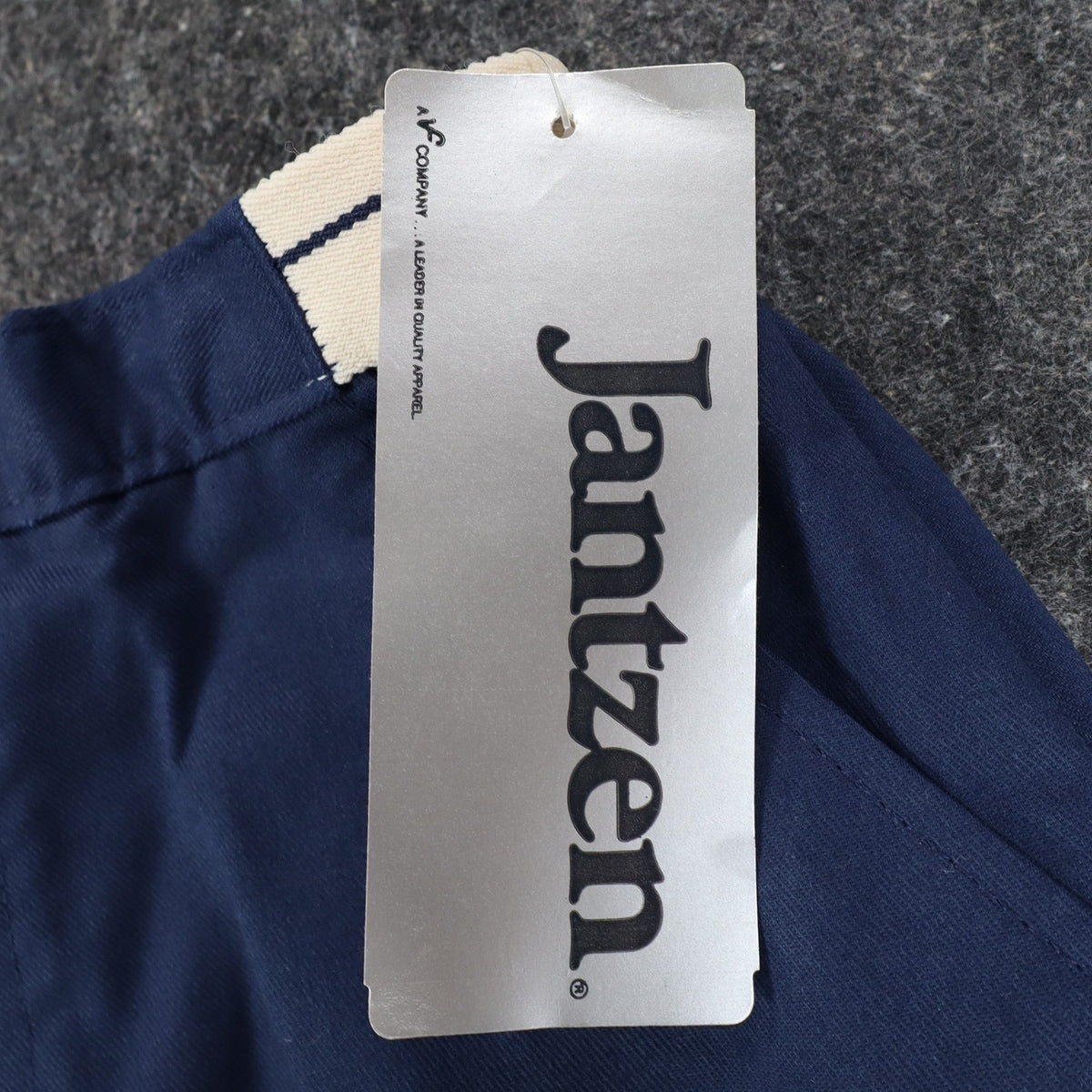 Jantzen Shorts Mens 30 Vintage 80s Navy Blue Cotton Blend Made in USA NWT 1M401 - take2supply