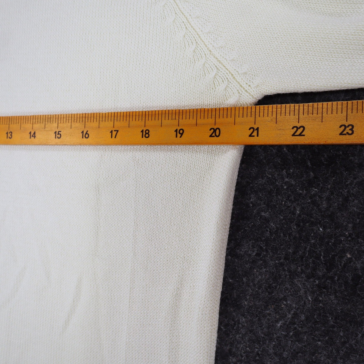 Carolyn Taylor Sweater Womens Small Cream Mock Neck Raglan Knit Top NWT - take2supply