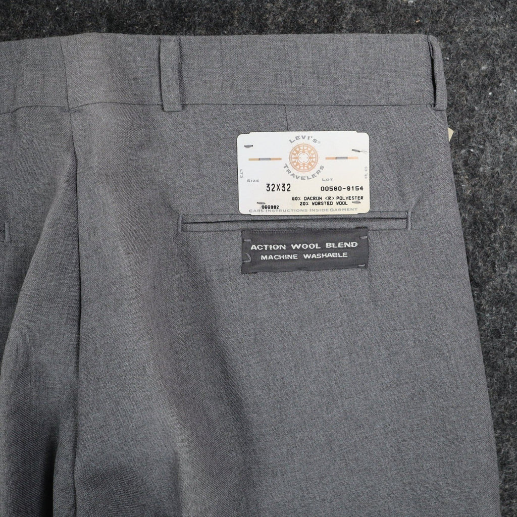 Levi's Travelers Dress Pants Mens 32x32 Vintage 80s Gray Wool Blend Pleated NWT - take2supply