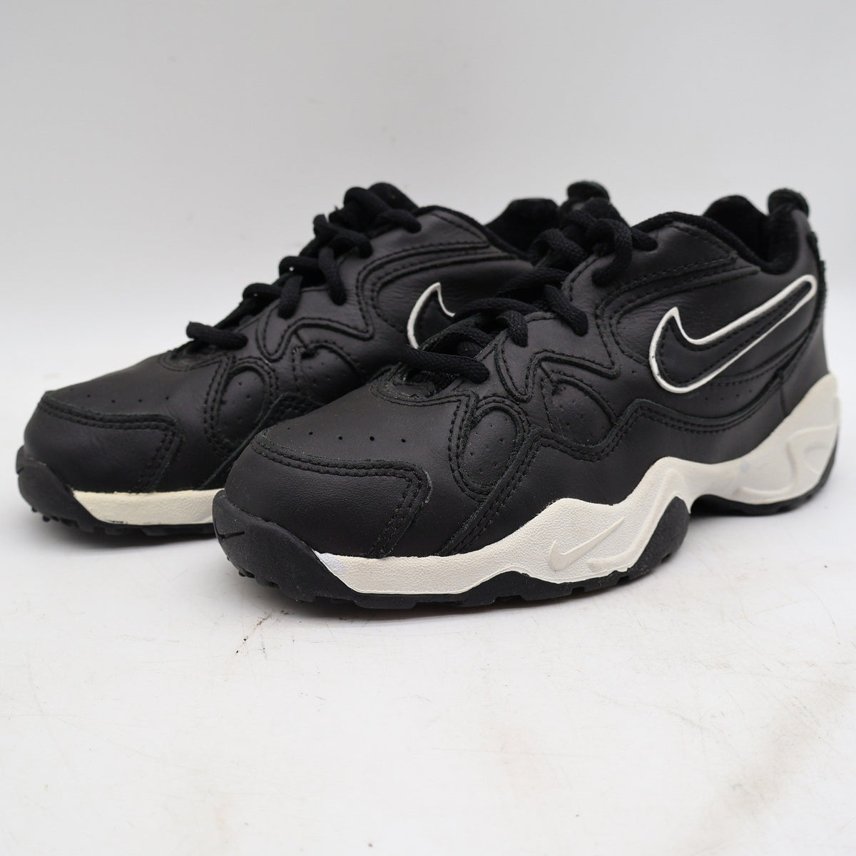 Nike Diverge BG Size 3.5Y Vintage 1999 Black White Cross Training 153328-004 - take2supply