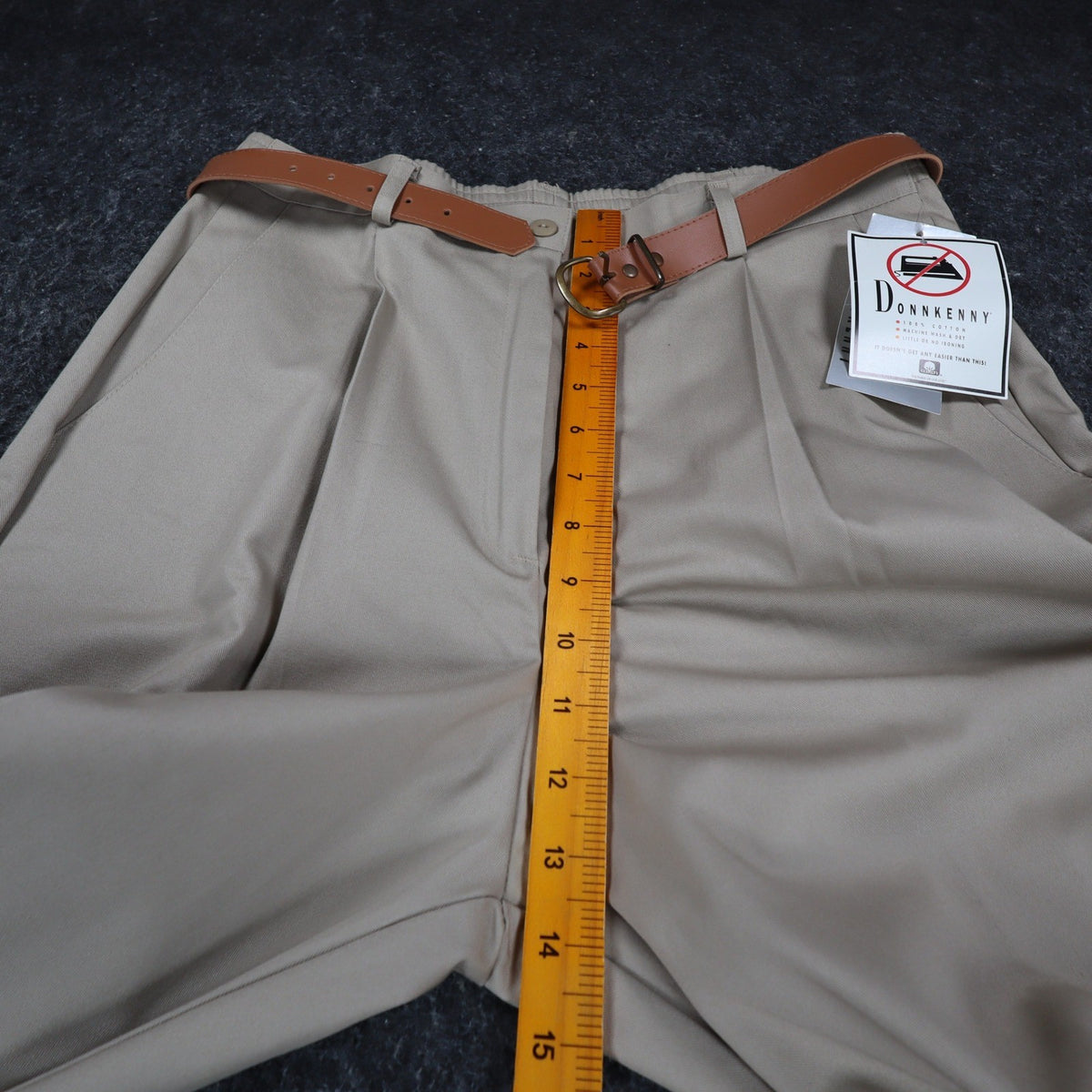 Donnkenny Pleated Trousers Womens 10 Vintage 90s Khaki Cotton Belted Chinos USA - take2supply