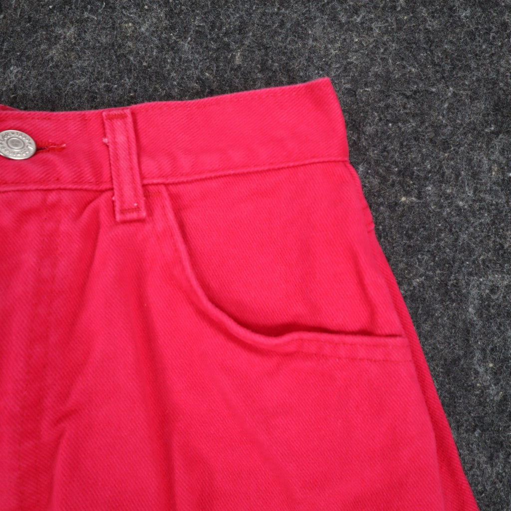Lee Relaxed Fit Shorts Womens 8 Medium Vintage 90s Poppy Red Cotton Made in USA - take2supply