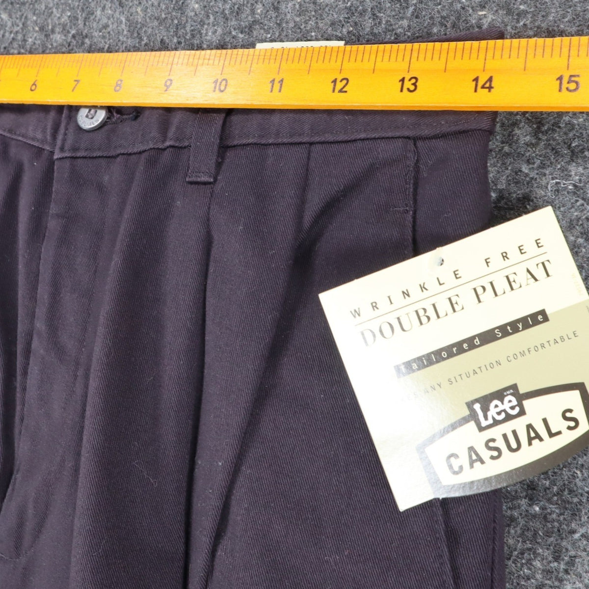 Lee Casuals Pleated Trousers Womens 10 Short Black Cotton Wrinkle Free NWT - take2supply