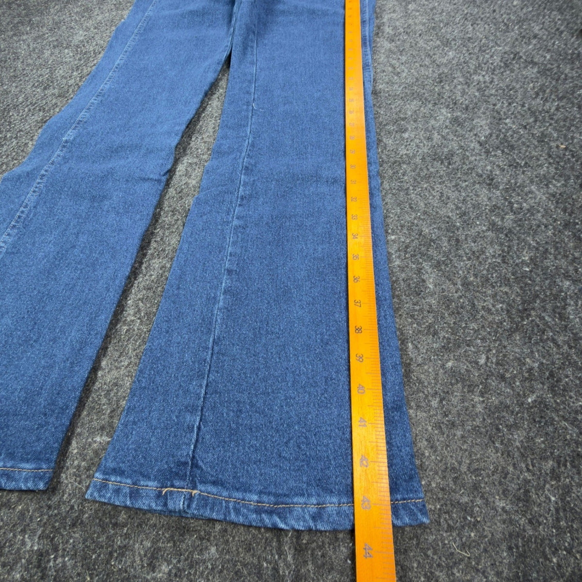 Wrangler Y2K Cowboy Cut Jeans Womens 7/8 x 34 Blue Denim Bootcut NWT - take2supply