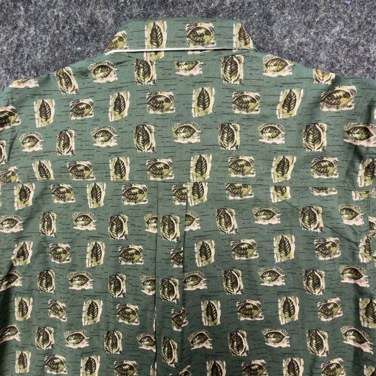 Wrangler Rugged Wear Leaf Print Shirt Mens M Green Cotton NWT R960LLV New - take2supply