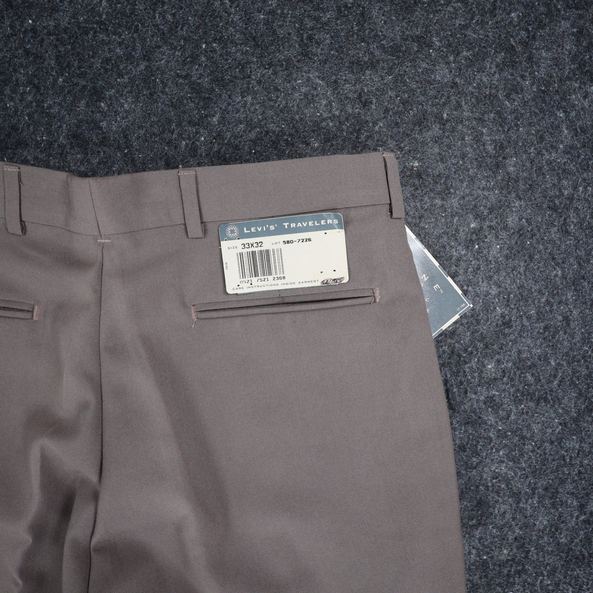 Levi's Action Slacks Pants Mens 34x29 Vintage 80s Deadstock Pleated Taupe Brown - take2supply