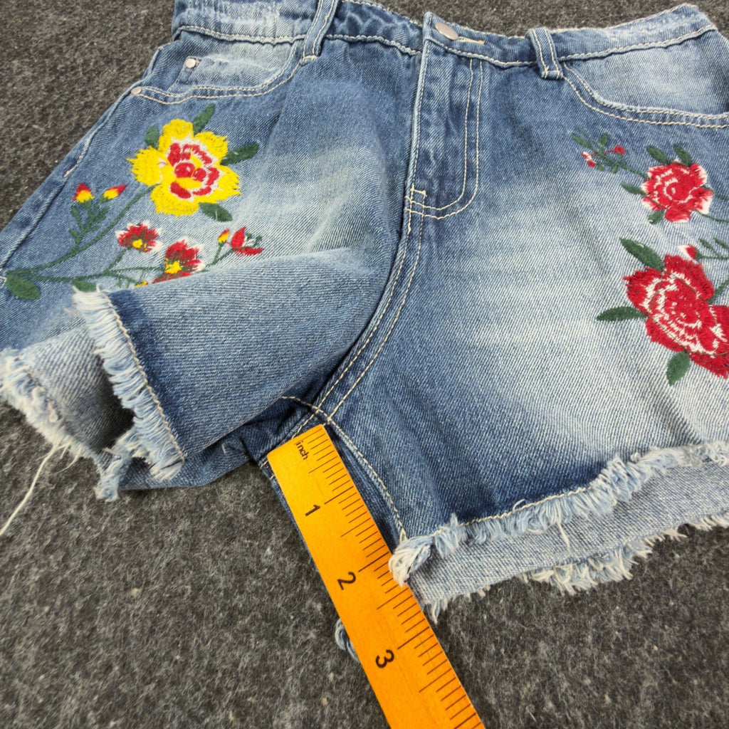 Blu Pepper Modern Floral Embroidered Denim Shorts Womens S Blue Cotton NWT - take2supply