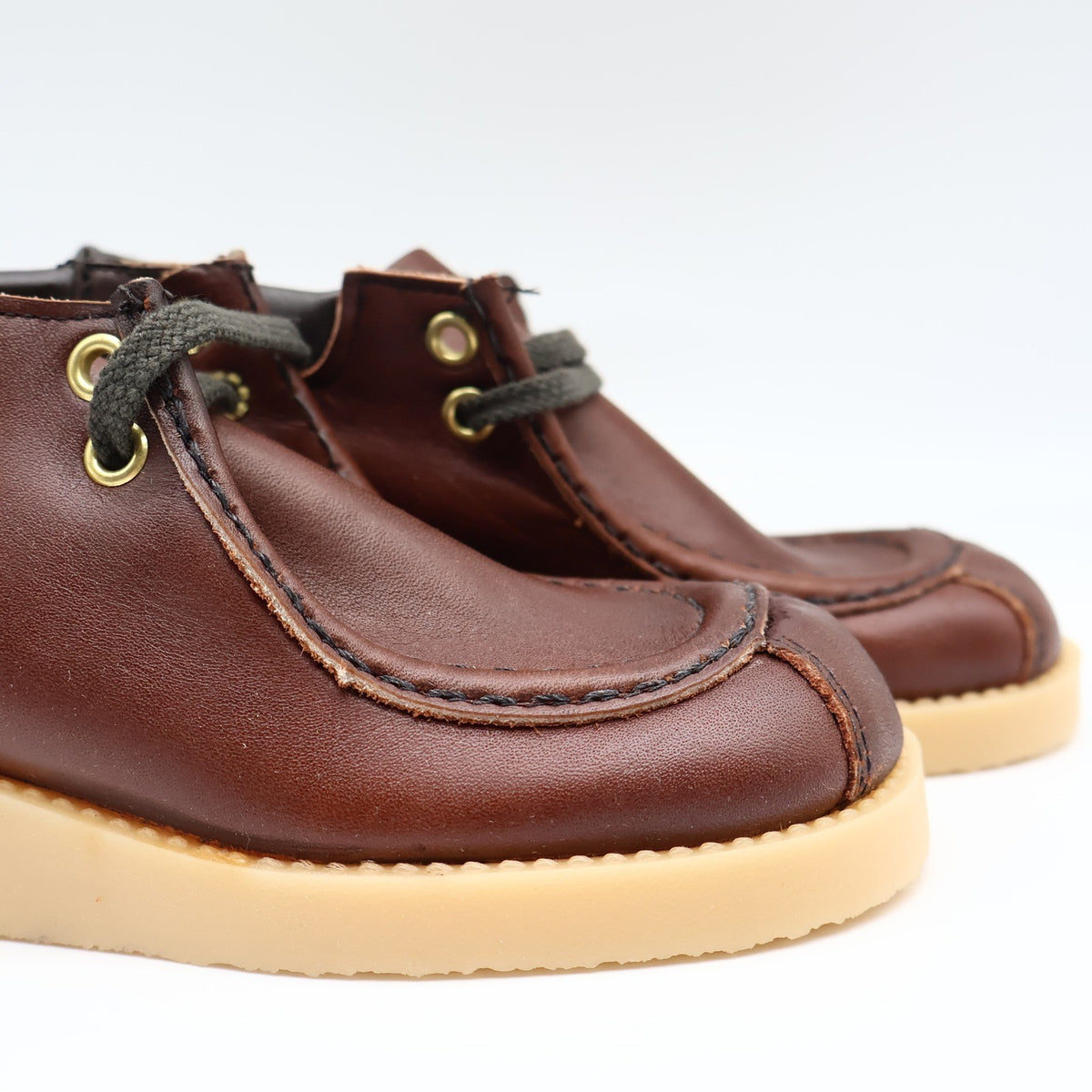 Walker Brand Wallabee Boots Youth 12.5D Vintage Brown Leather Crepe Sole USA - take2supply