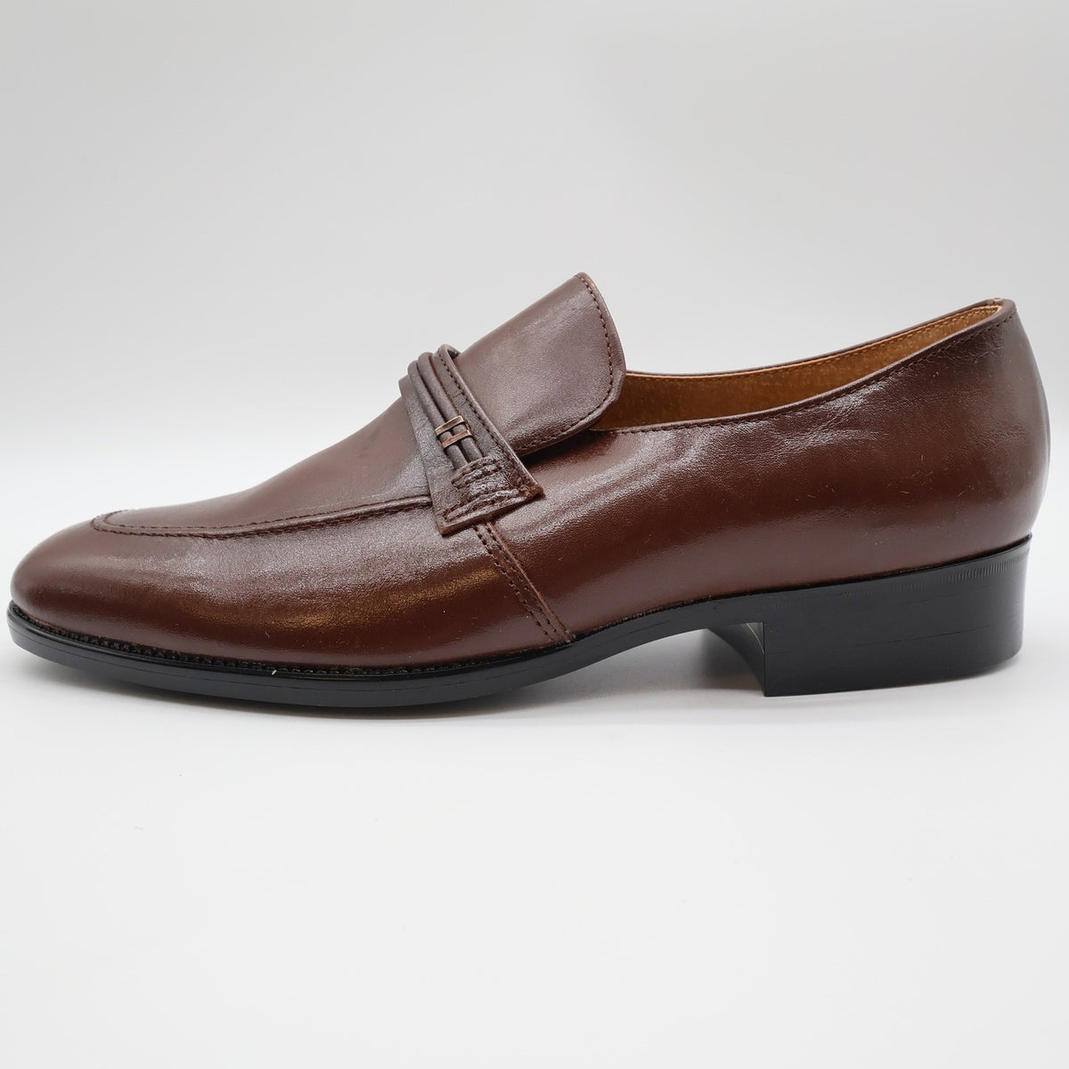 Barclay Loafers Mens 10.5 D Vintage Brown Leather Slip On Dress Shoes USA Made - take2supply
