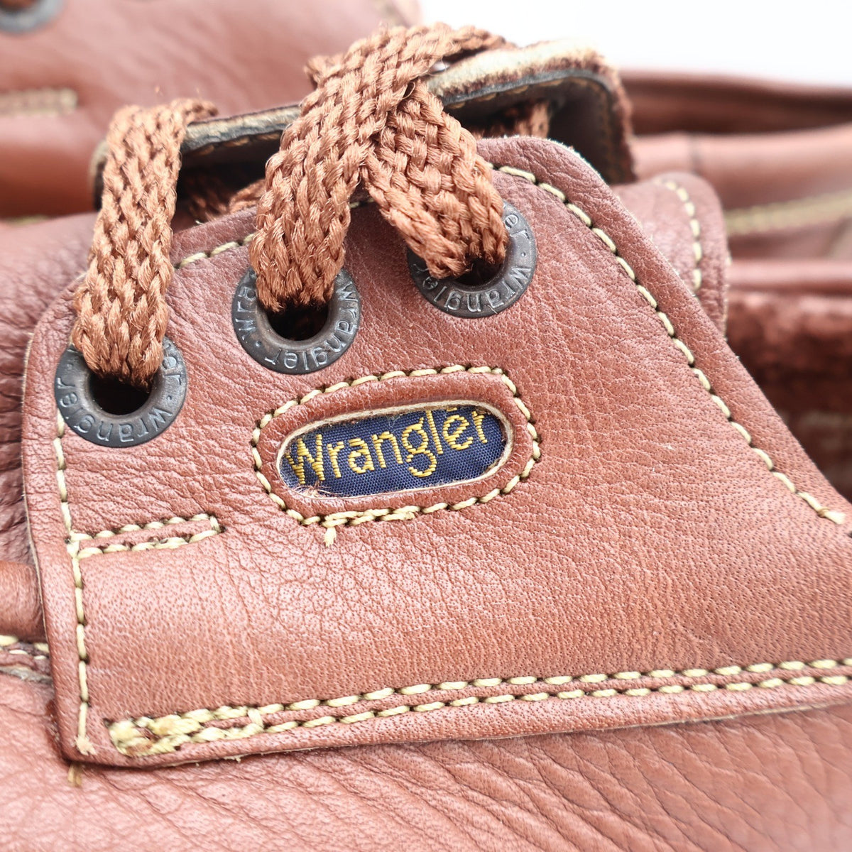Wrangler Boat Shoes Mens 7.5M Vintage Brown Leather Moc Toe New In Box - take2supply