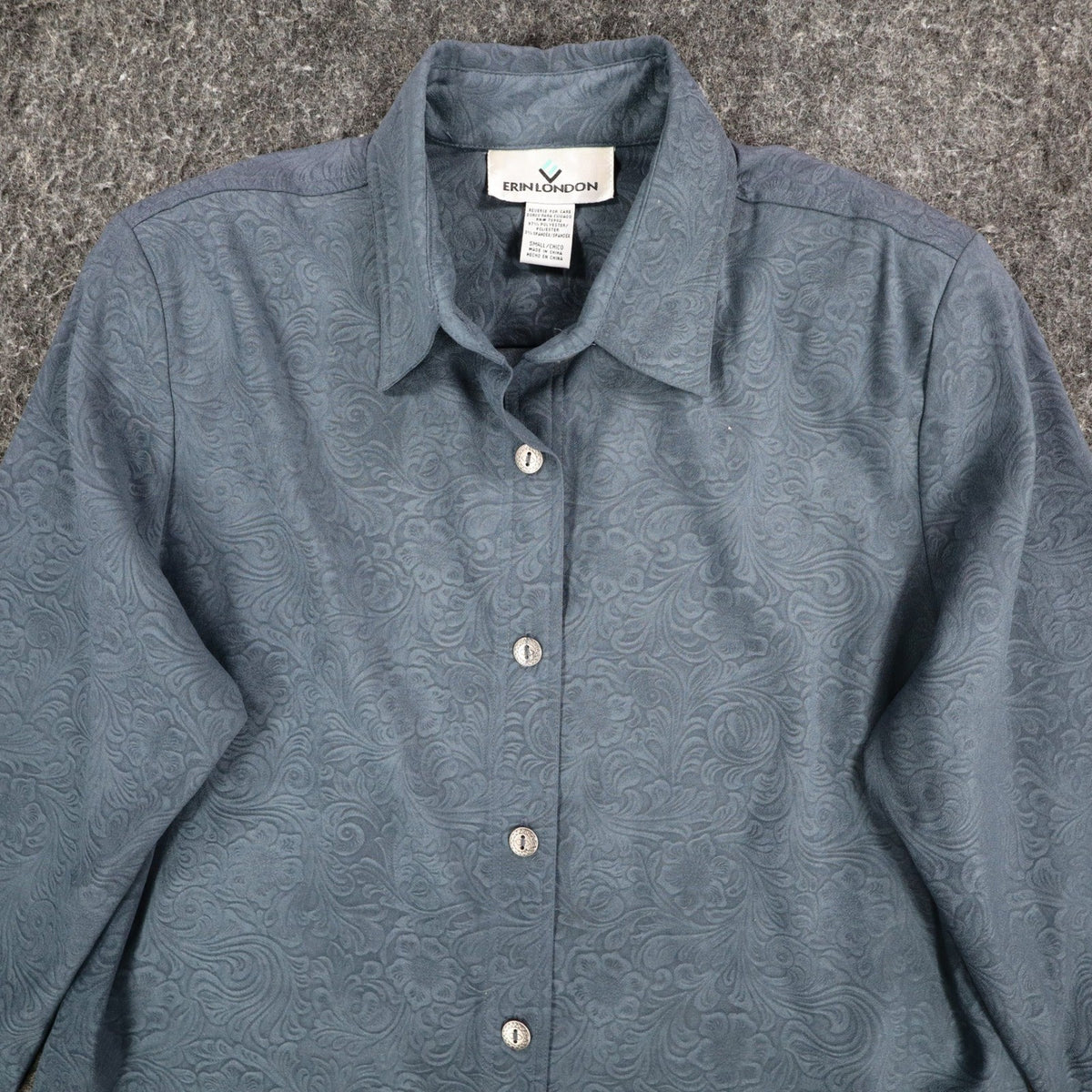 Erin London Women Small Blue Embossed Paisley Button Up Shirt Long Sleeve 81553 - take2supply