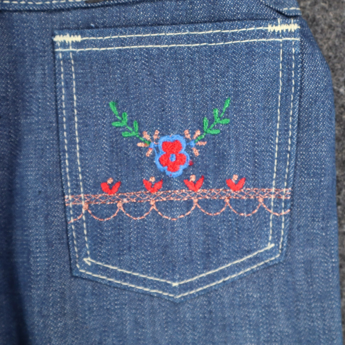 Young Maverick Vintage Girls 8 Slim Floral Embroidered Jeans NWT - take2supply
