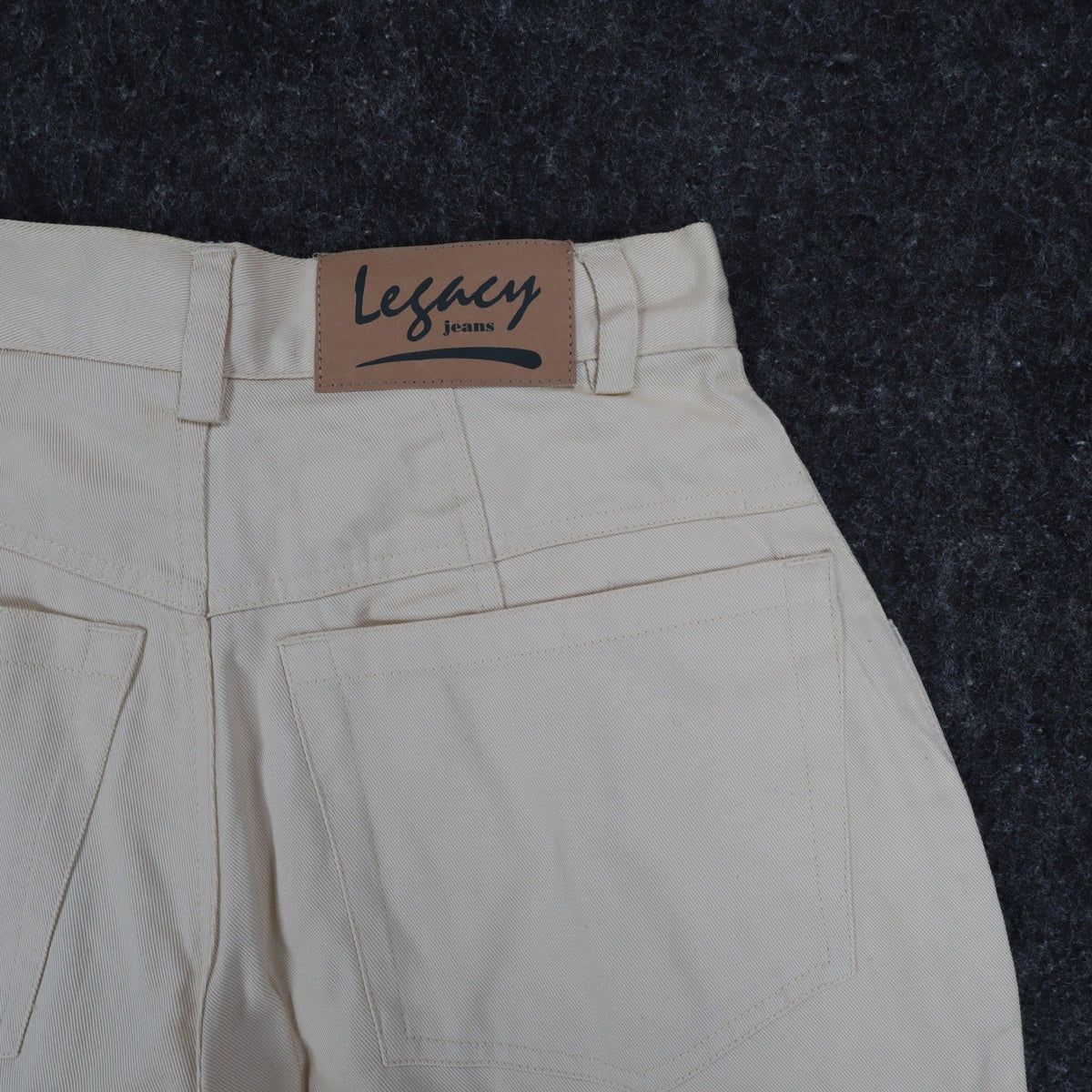 Legacy Jeans Pleated Shorts Womens 7 Vintage 90s Beige Cotton High Waisted NWT - take2supply