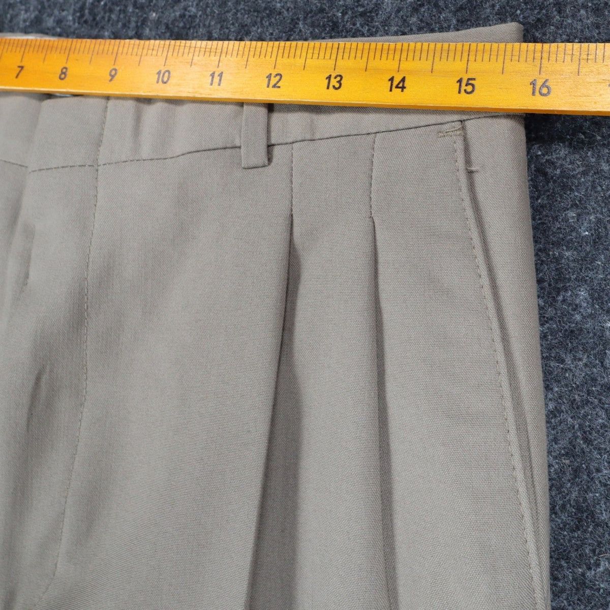 Levi's Travelers Dress Pants Mens 32x32 Vintage 90s Tan Wool Blend Pleated New - take2supply