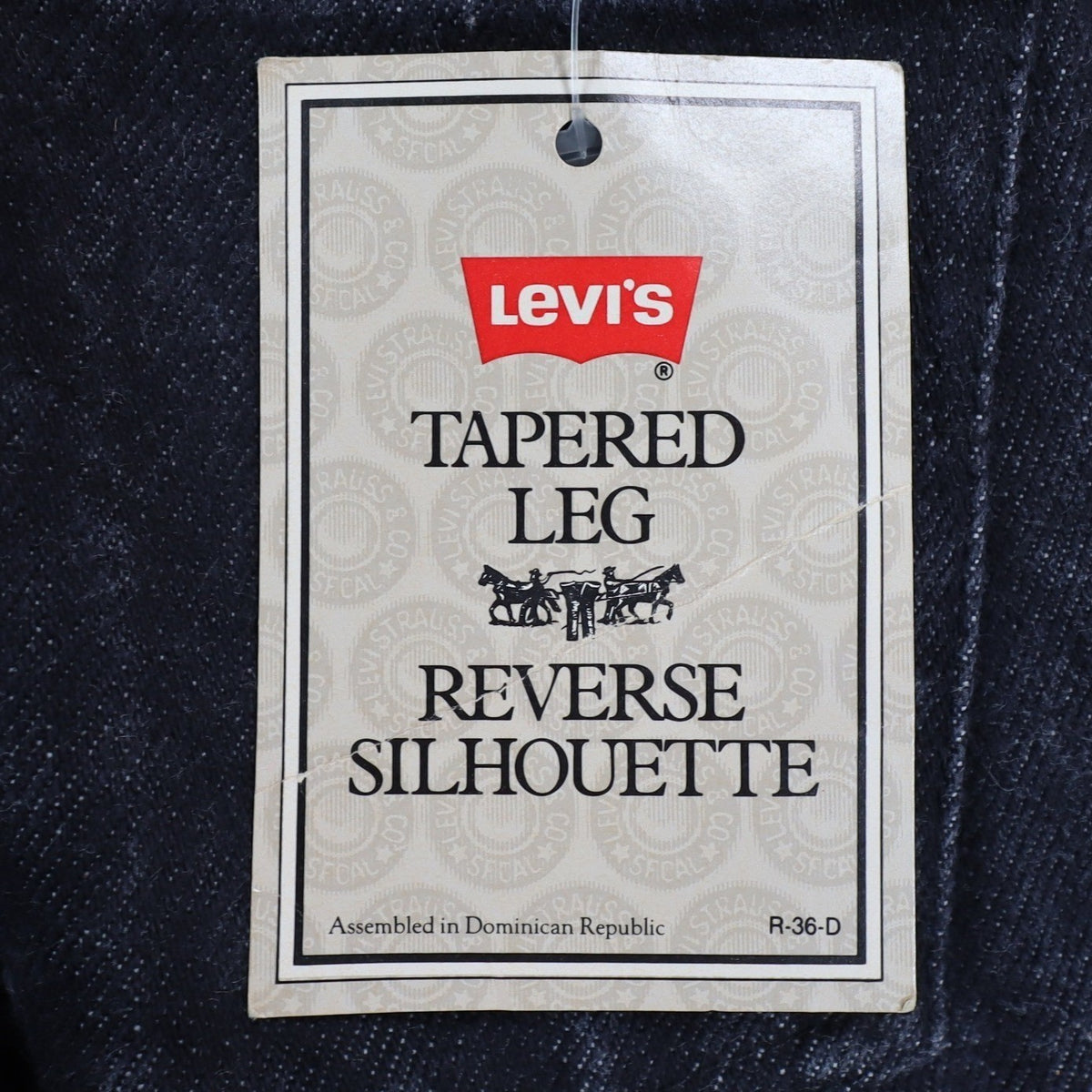 Levi's Tapered Leg Jeans Womens 9 Vintage 90s Black Striped Reverse Silhouette - take2supply