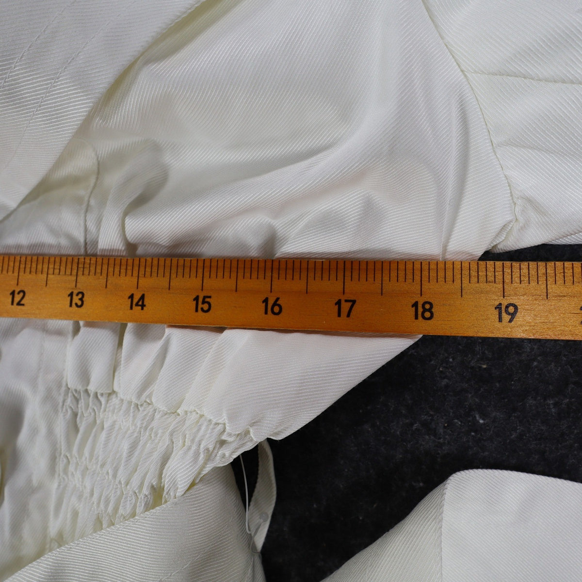 Takara Trench Coat Womens L White Belted Double Breasted Smocked NOS NWT - take2supply