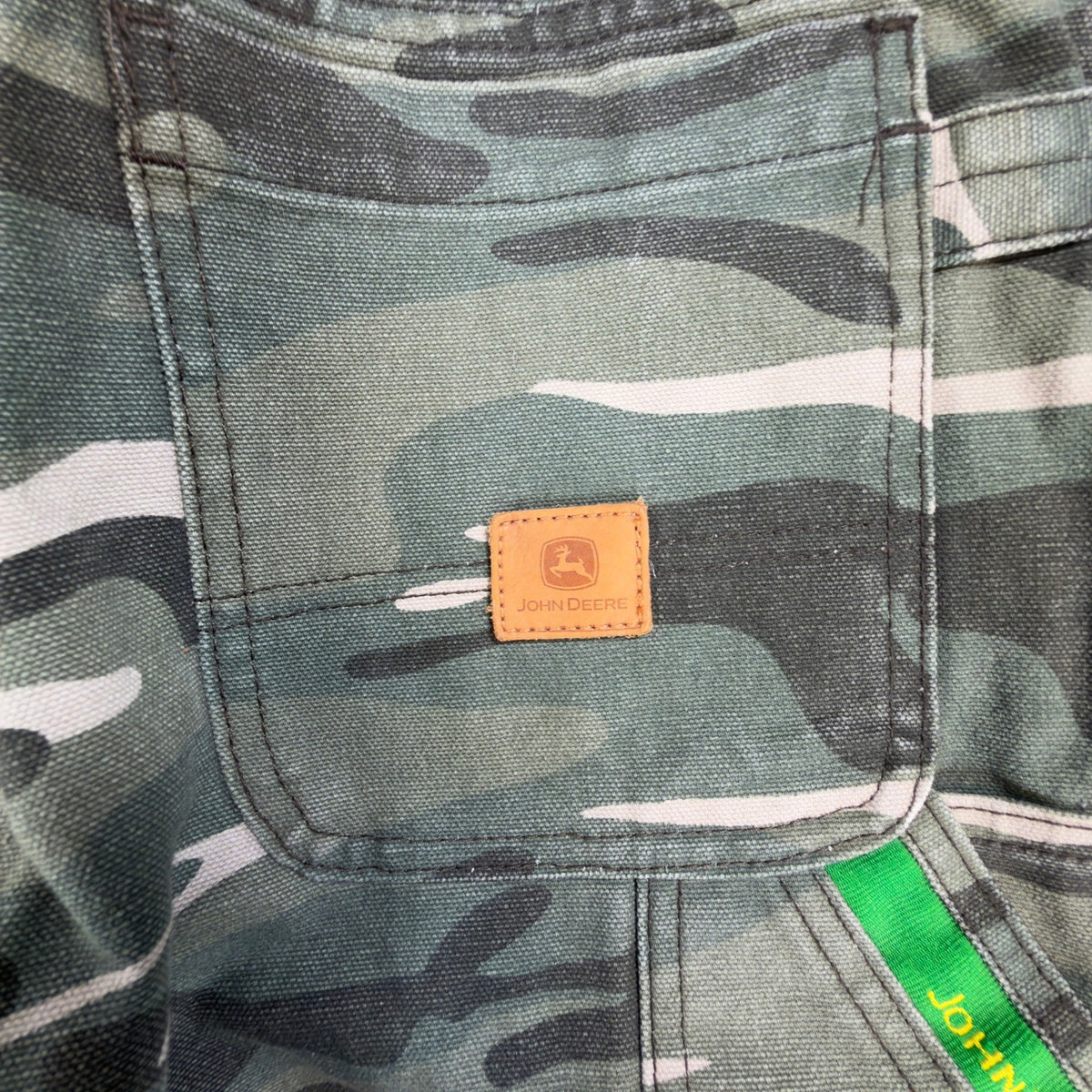 John Deere Carpenter Pants Boys 14 Y2K Camo Canvas Woodland Workwear Deadstock - take2supply