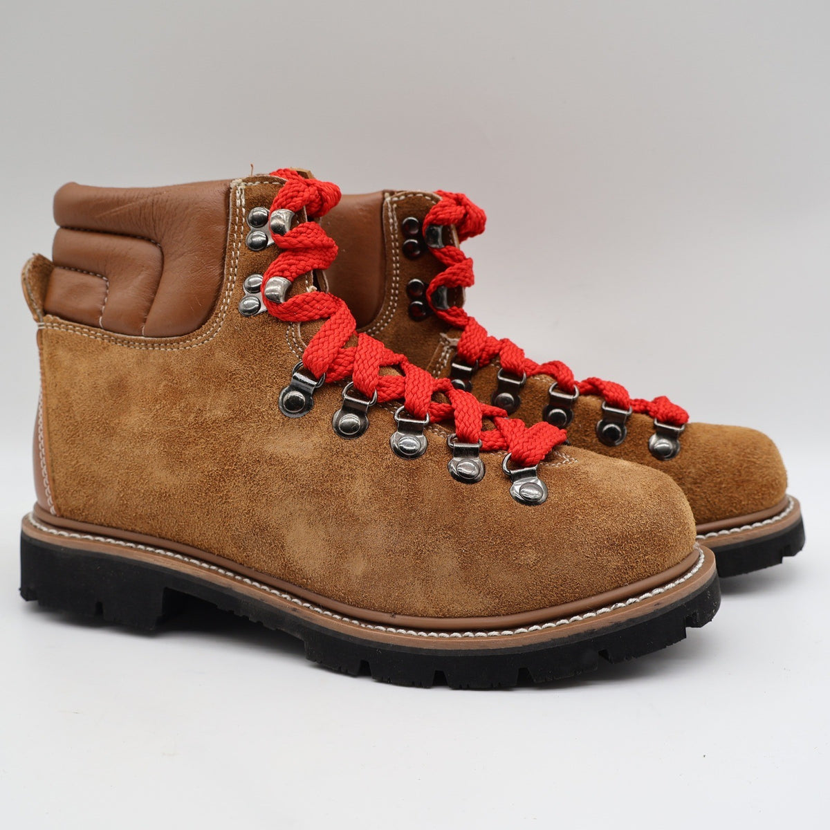Avanguardia Hiking Boots Size 6 Vintage Sand Suede Leather Red Laces Deadstock - take2supply
