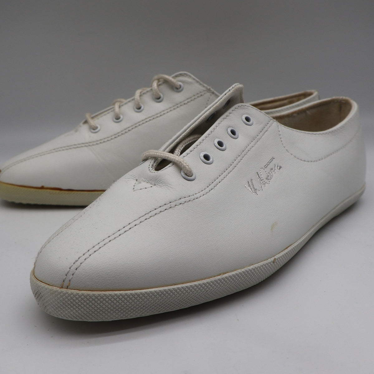 LA Gear Lifestyle Casual Women 10 Vintage 94 White Leather Classic Workout 6814 - take2supply