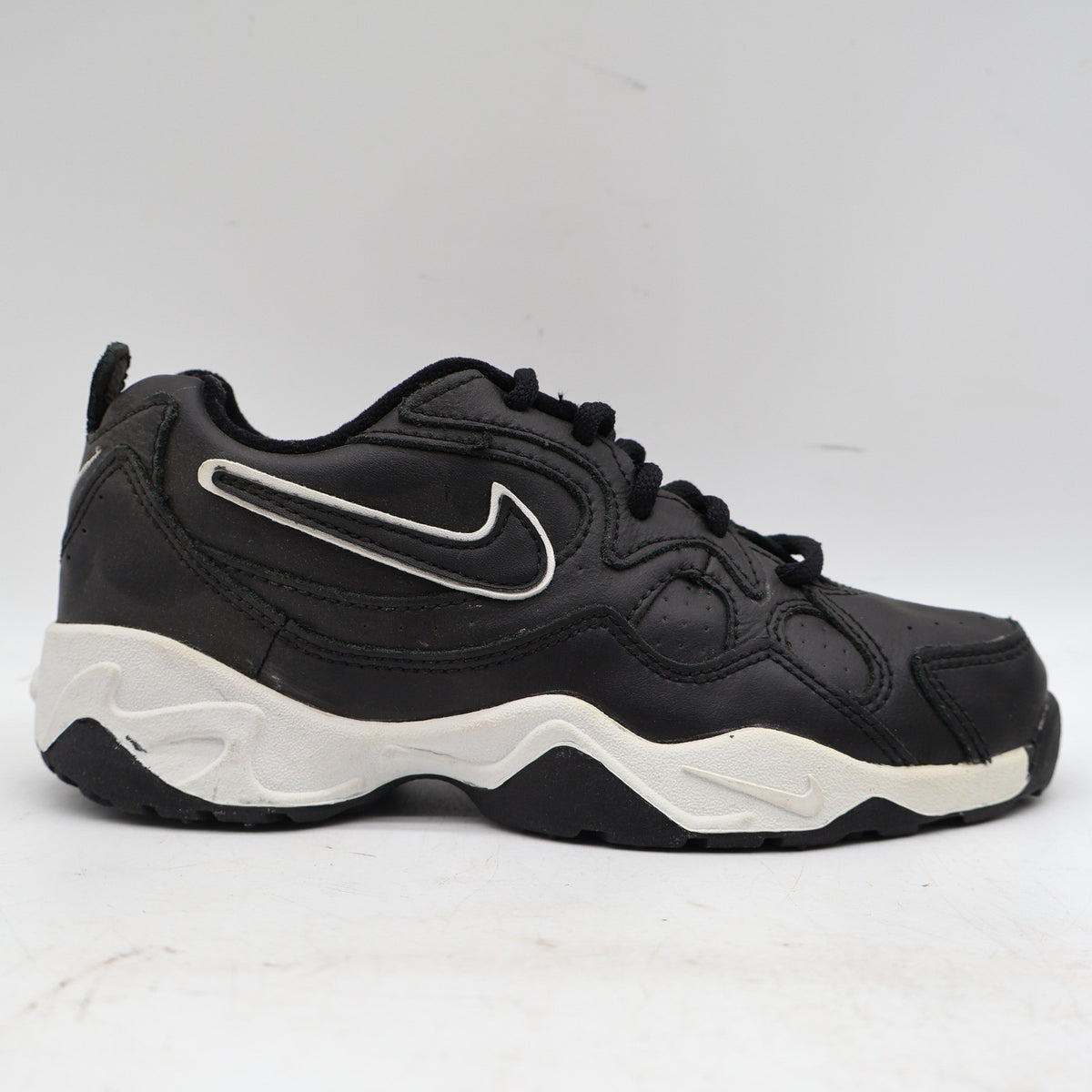 Nike Diverge BG Size 3.5Y Vintage 1999 Black White Cross Training 153328-004 - take2supply