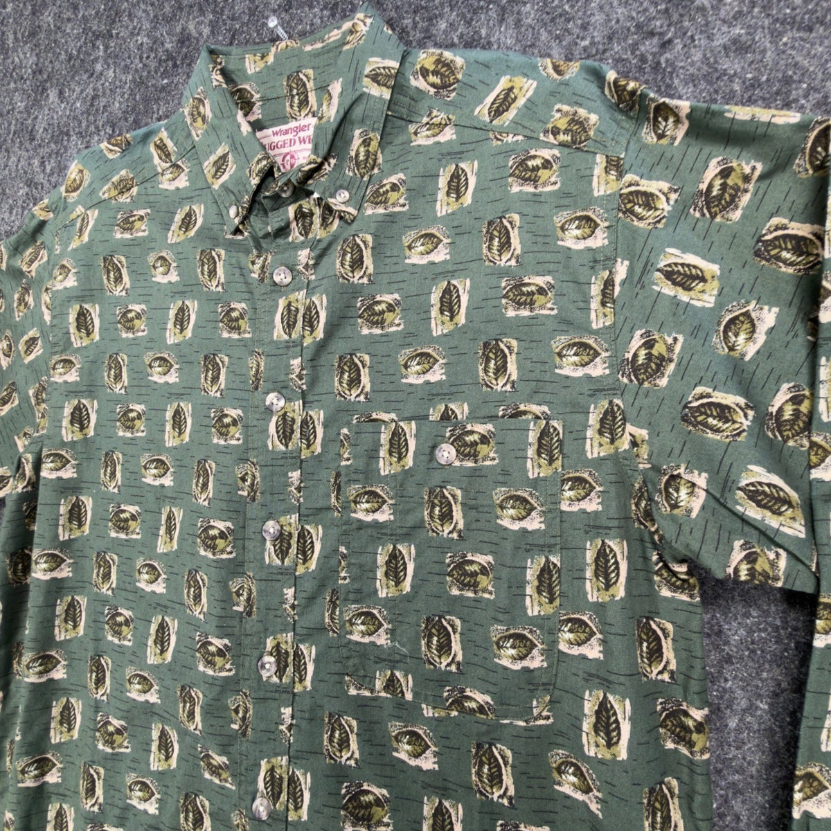 Wrangler Rugged Wear Leaf Print Shirt Mens M Green Cotton NWT R960LLV New - take2supply