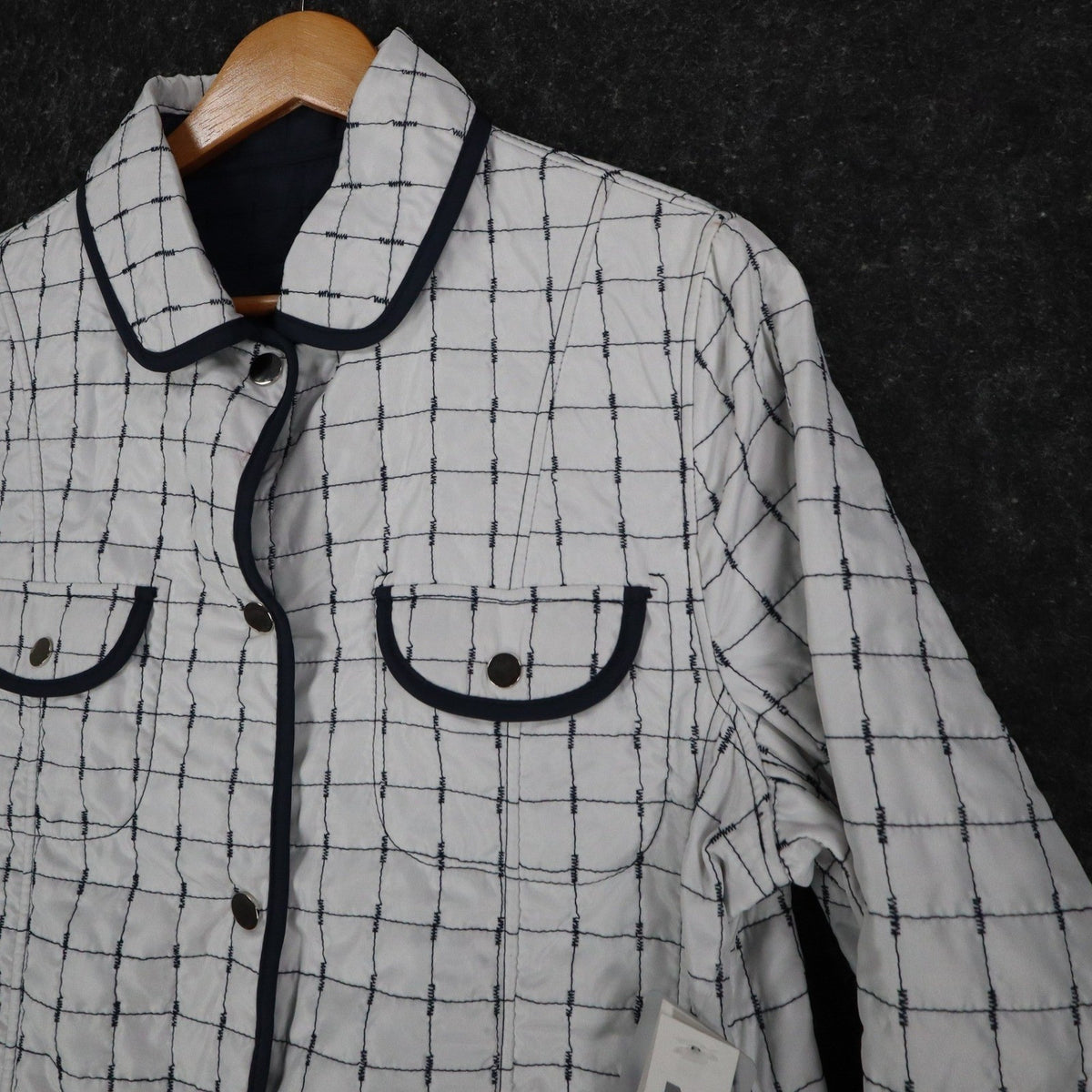 Marcona Reversible Quilted Jacket Womens Medium White Navy Grid Snap Front NWT - take2supply