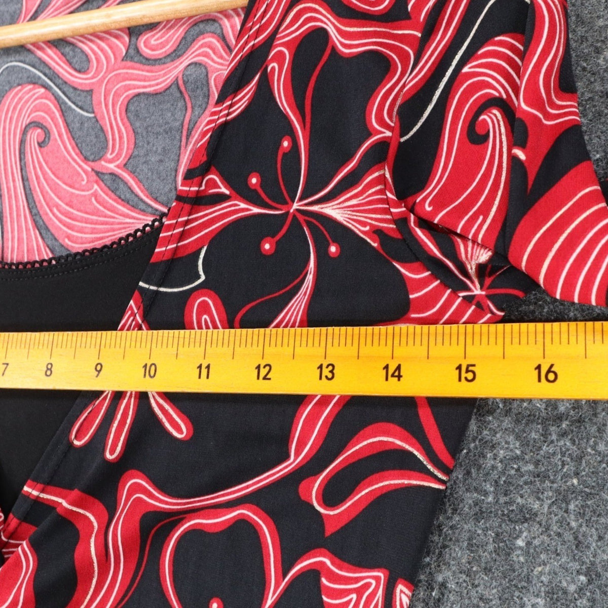 A. Byer Top Womens Small Y2K Red Black Swirl Metallic Knot Front 2-in-1 Layered - take2supply