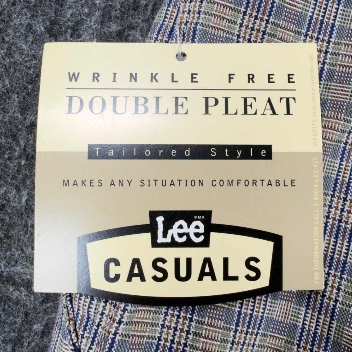 Vintage Lee Casuals Pleated Shorts Womens 14 Medium Plaid Cotton NWT 90s - take2supply