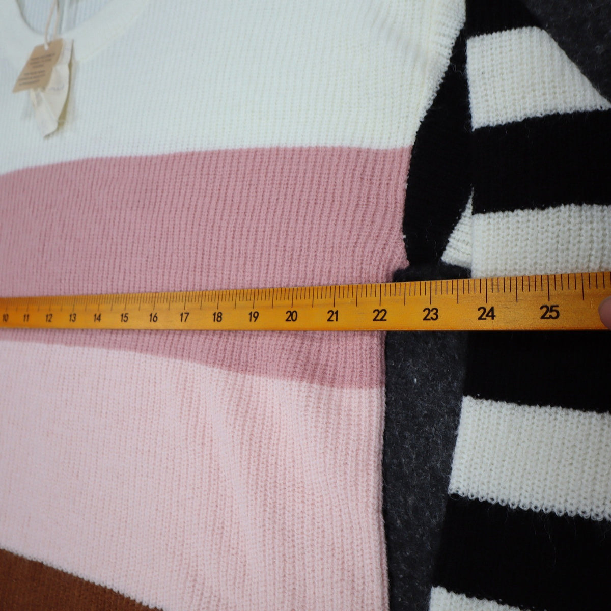 Hem & Thread Colorblock Striped Sweater Womens Large NWT Pink Brown Cream 7535 - take2supply