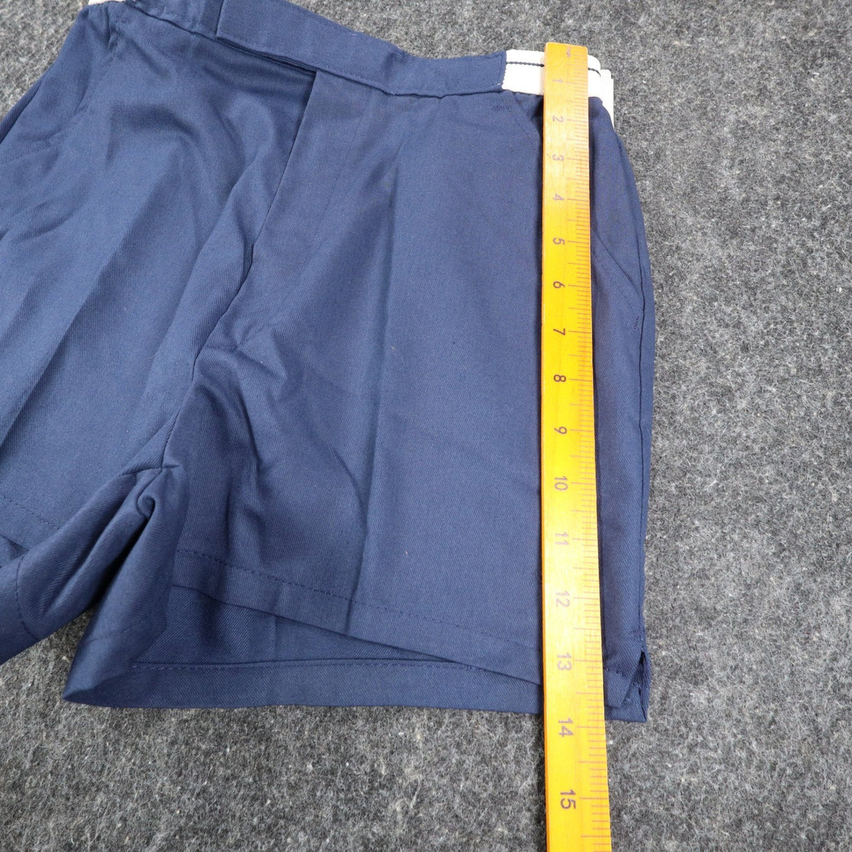 Jantzen Shorts Mens 30 Vintage 80s Navy Blue Cotton Blend Made in USA NWT 1M401 - take2supply