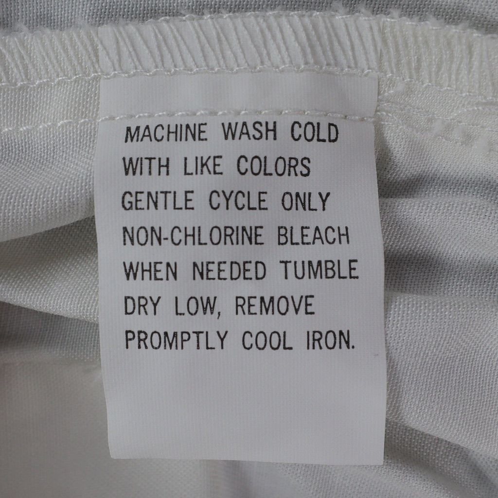 Jantzen Vintage Shorts Mens 38 White Poly Cotton Elastic Back Casual RN 37966 - take2supply