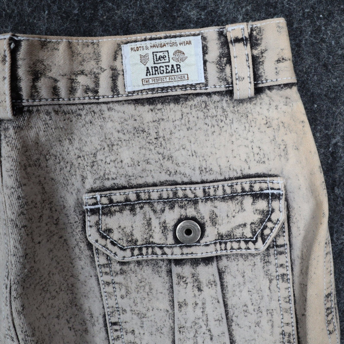 Lee Trekker Short Boys 10 Vintage 90s Cold Black Acid Wash Relaxed Fit Denim - take2supply