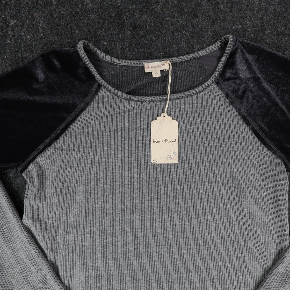 Hem & Thread Top Womens Small Gray Ribbed Knit Velvet Raglan Sleeve Shirt NEW - take2supply