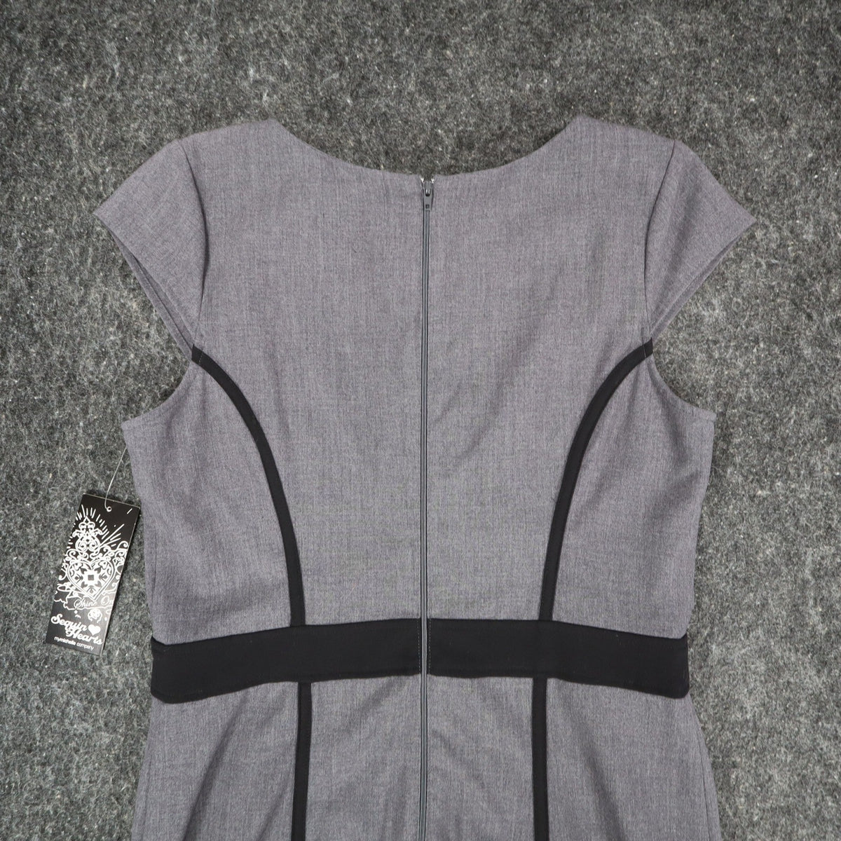 Sequin Hearts Sheath Dress Womens 13 Gray Black Trim Cap Sleeve Career Bodycon - take2supply