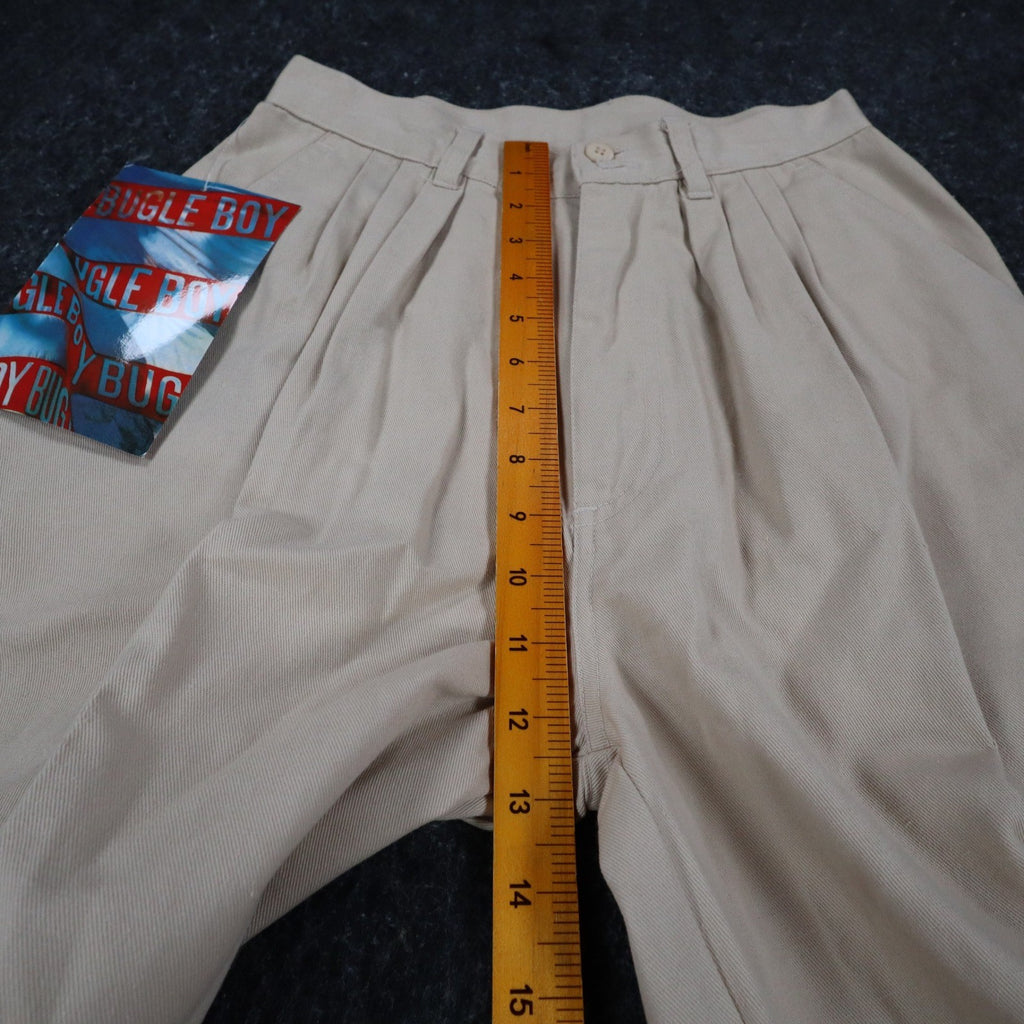 Bugle Boy Pleated Shorts Womens 9 Vintage 90s Beige Cotton Blend NWT Deadstock - take2supply