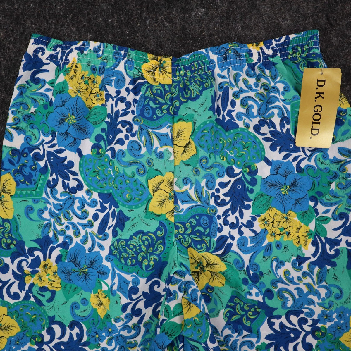 D.K. GOLD Floral Paisley Shorts Womens Medium Vintage 90s Blue Green Made in USA - take2supply