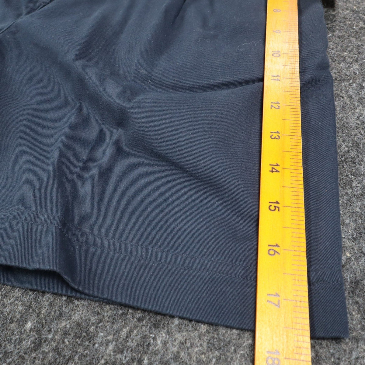 Rafaella Twill Shorts Womens 10 Vintage 90s Navy Blue Cotton Pleated Belted NWT - take2supply