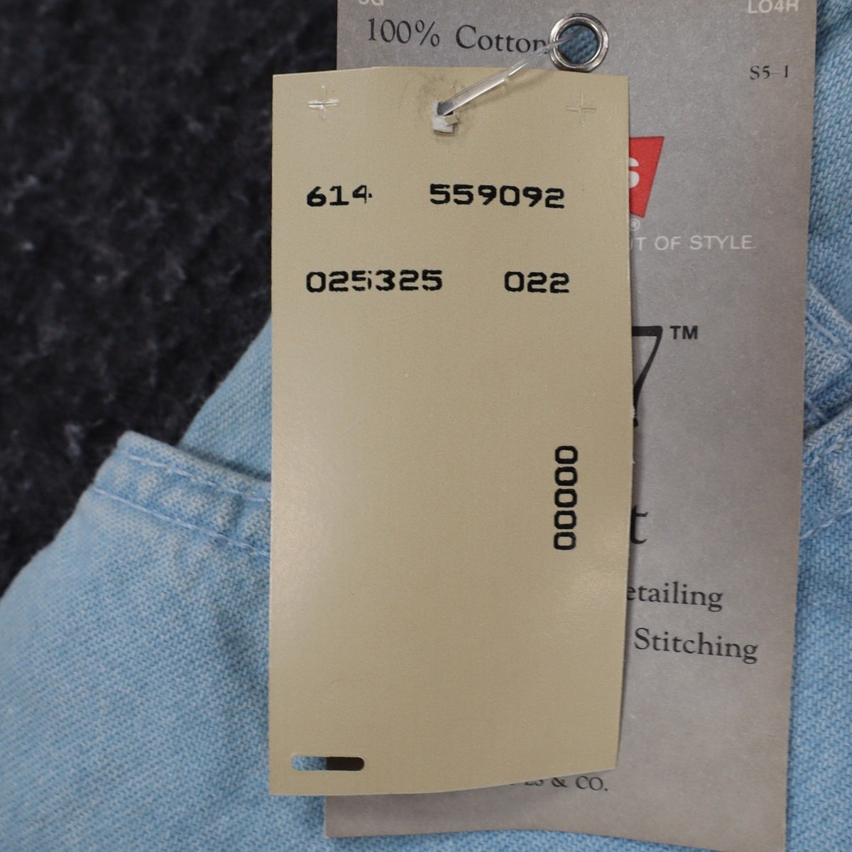 Levi's 917 Shorts Womens 12 Vintage 90s Light Wash Denim Made in USA Deadstock - take2supply