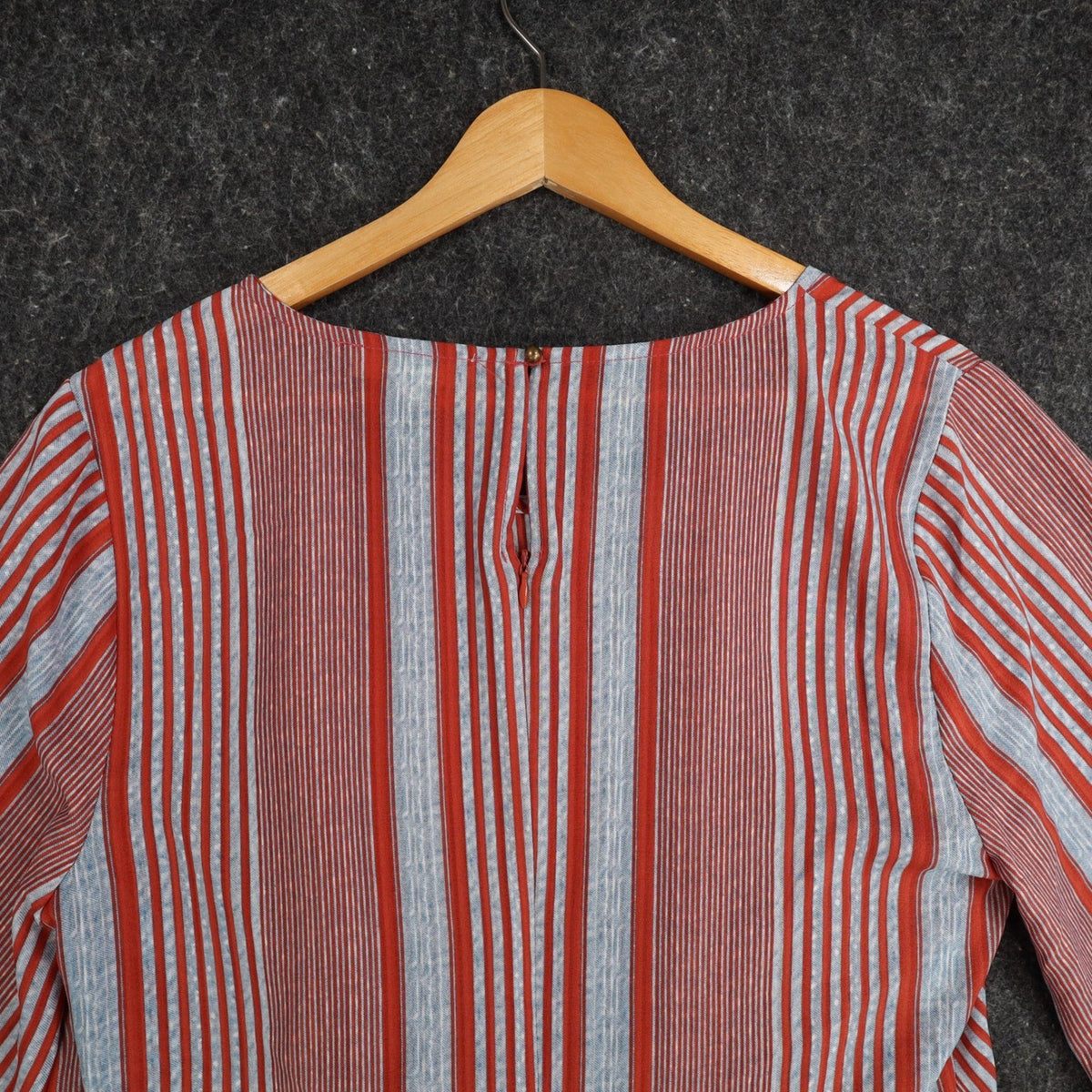 Entro Striped Front Tie Blouse Womens Size L Red Blue Bell Sleeve Top NEW - take2supply